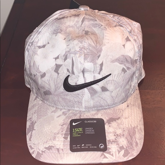 koepka nike cap